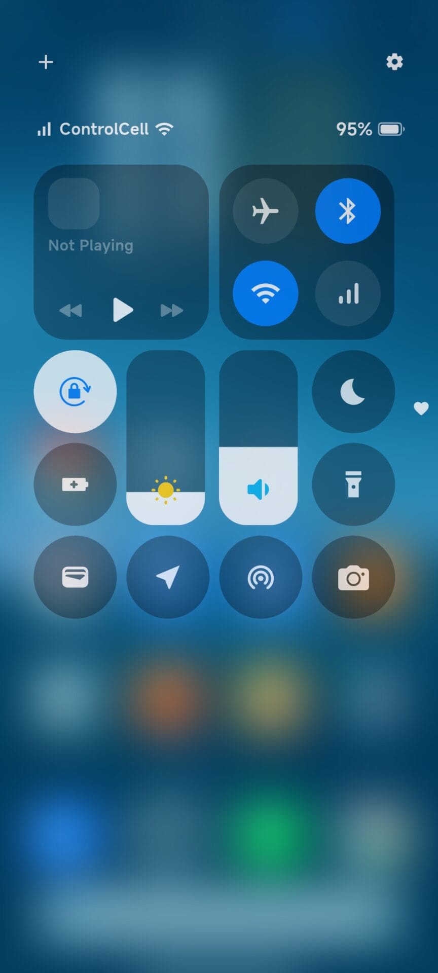 Control Center iOS 18 9