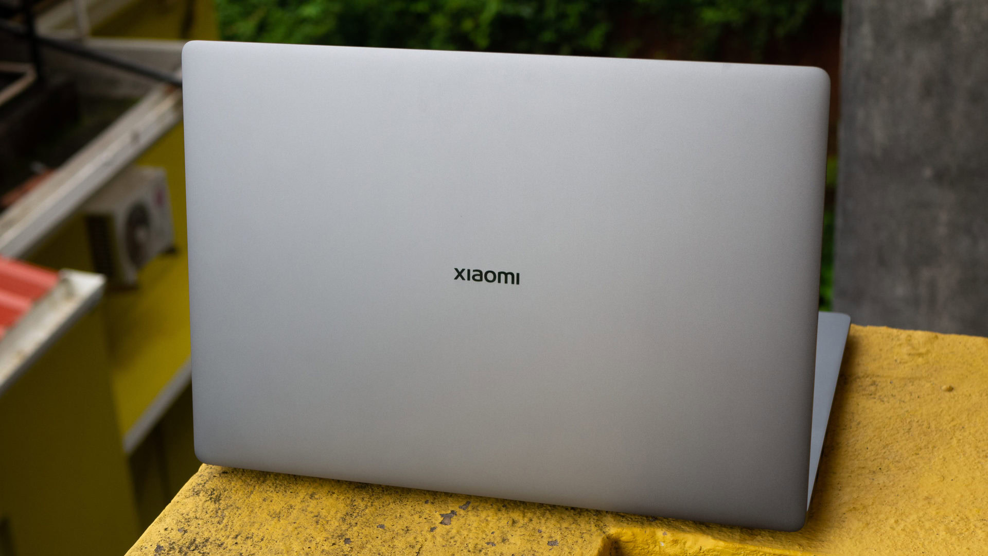 Mi Notebook Ultra back scaled 1