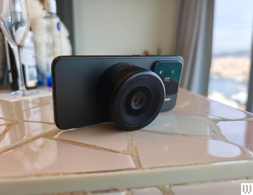 Xiaomi 15 concept camera